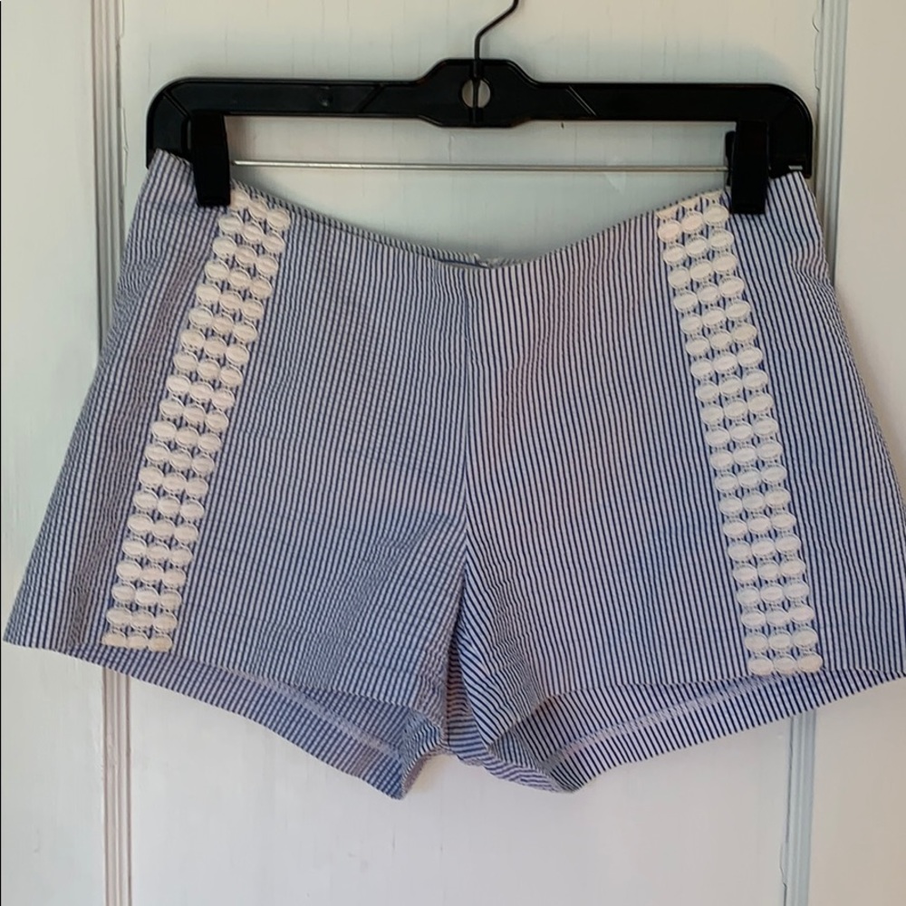 Lilly Pulitzer Liza Shorts Blue Seersucker 4